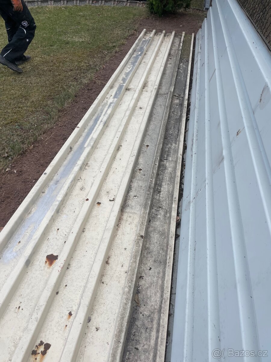 Plechové střešní kritiny - 3