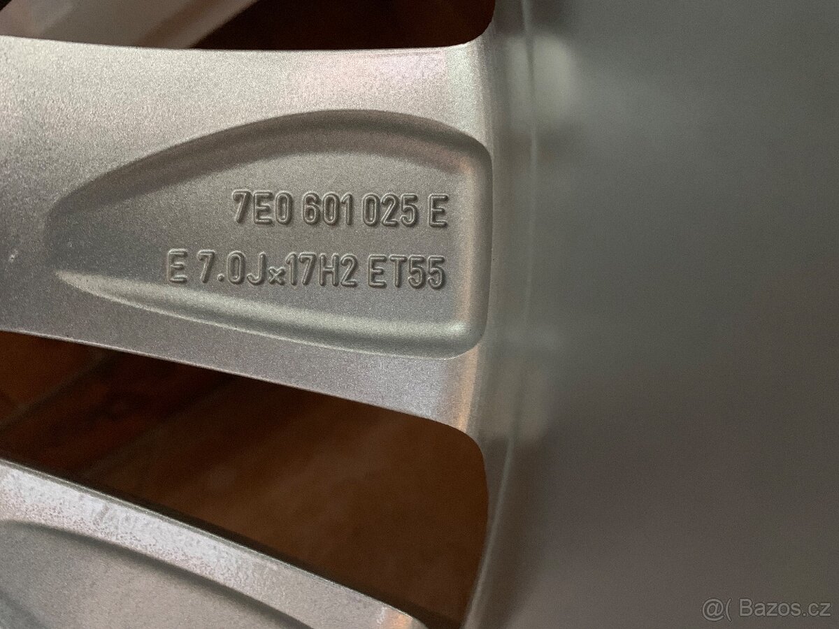 Originál alu na Multivan T6 včetně zimních pneu - 3