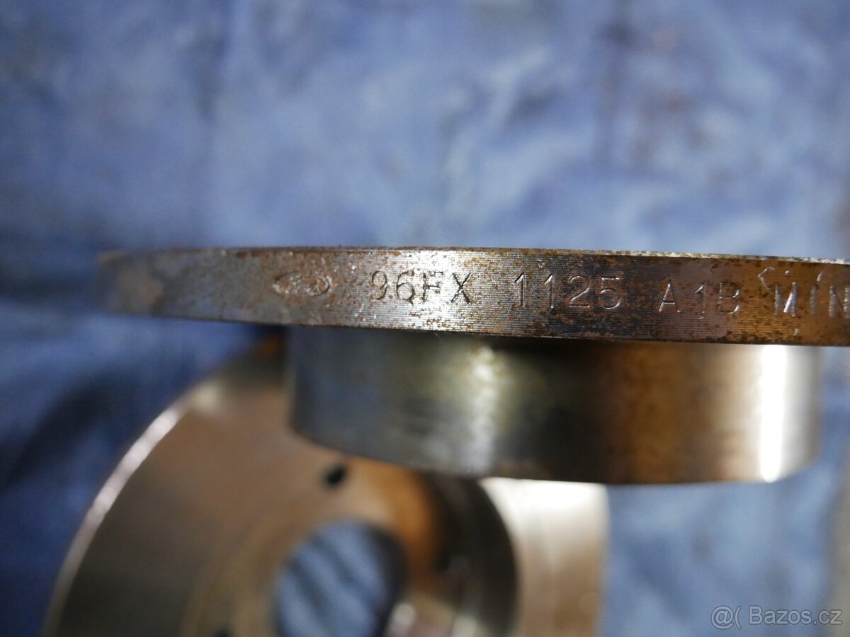 Ford, Mazda - 3