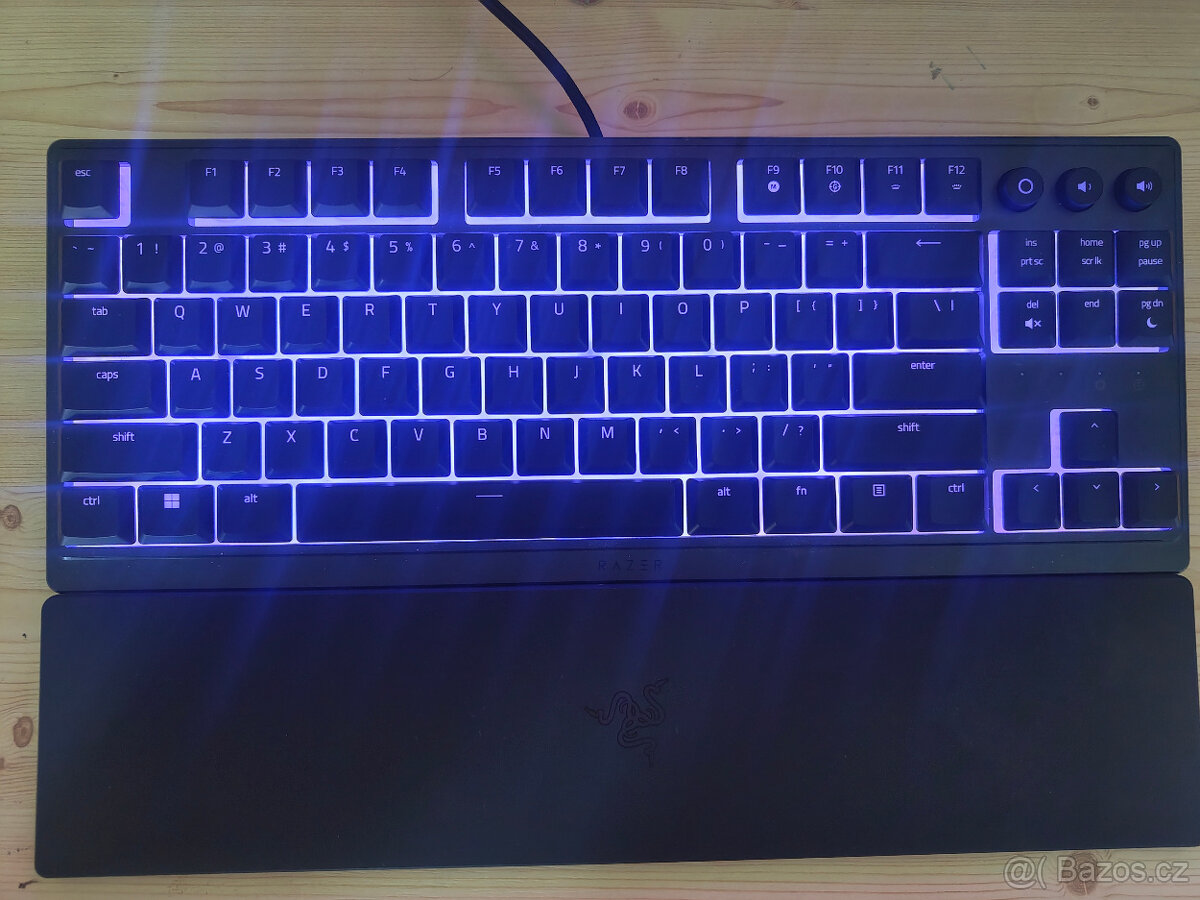 Herní klávesnice Razer Ornata V3 TKL - výborný stav - 3