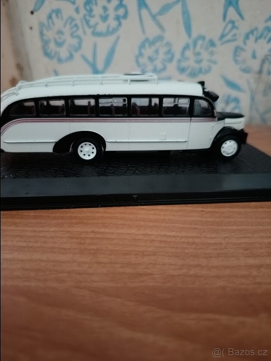 Model autobusu Reo speedwagon 1946 - 3