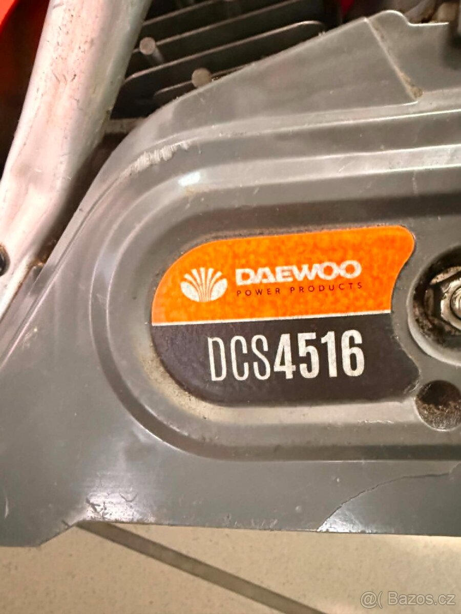 Daewoo DCS4516 benzínová řetězová pila - 3