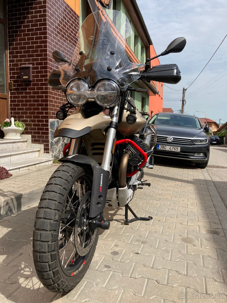 Prodám Moto Guzzi V85TT Travel