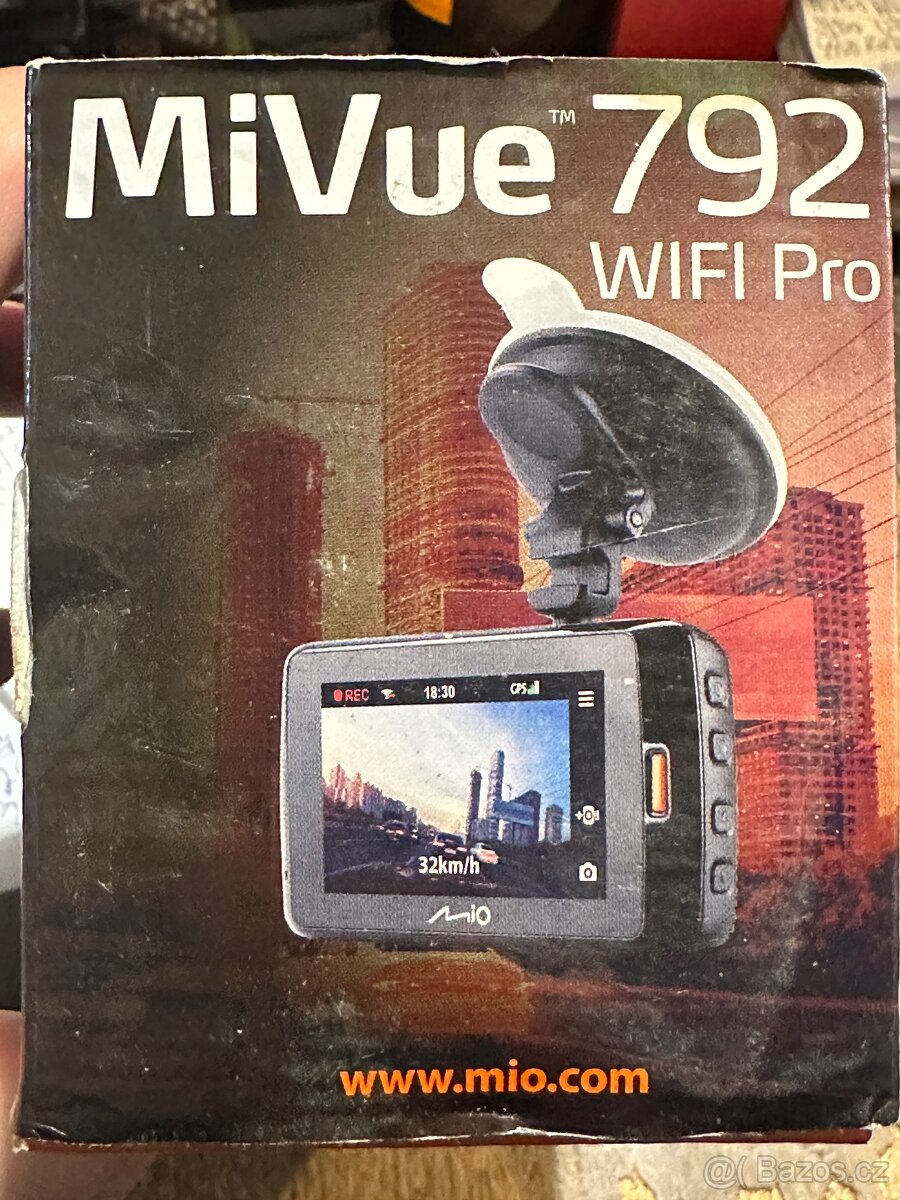 Prodám auto kameru Mio MiVue 792 GPS WIFI Pro - 3
