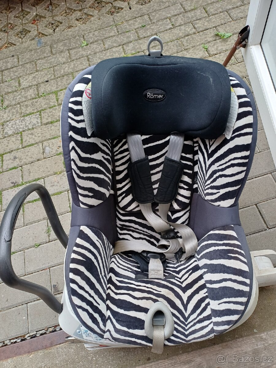 Autosedačka B. Römer 0–18 kg – zebra, stabilní 360°základna - 3