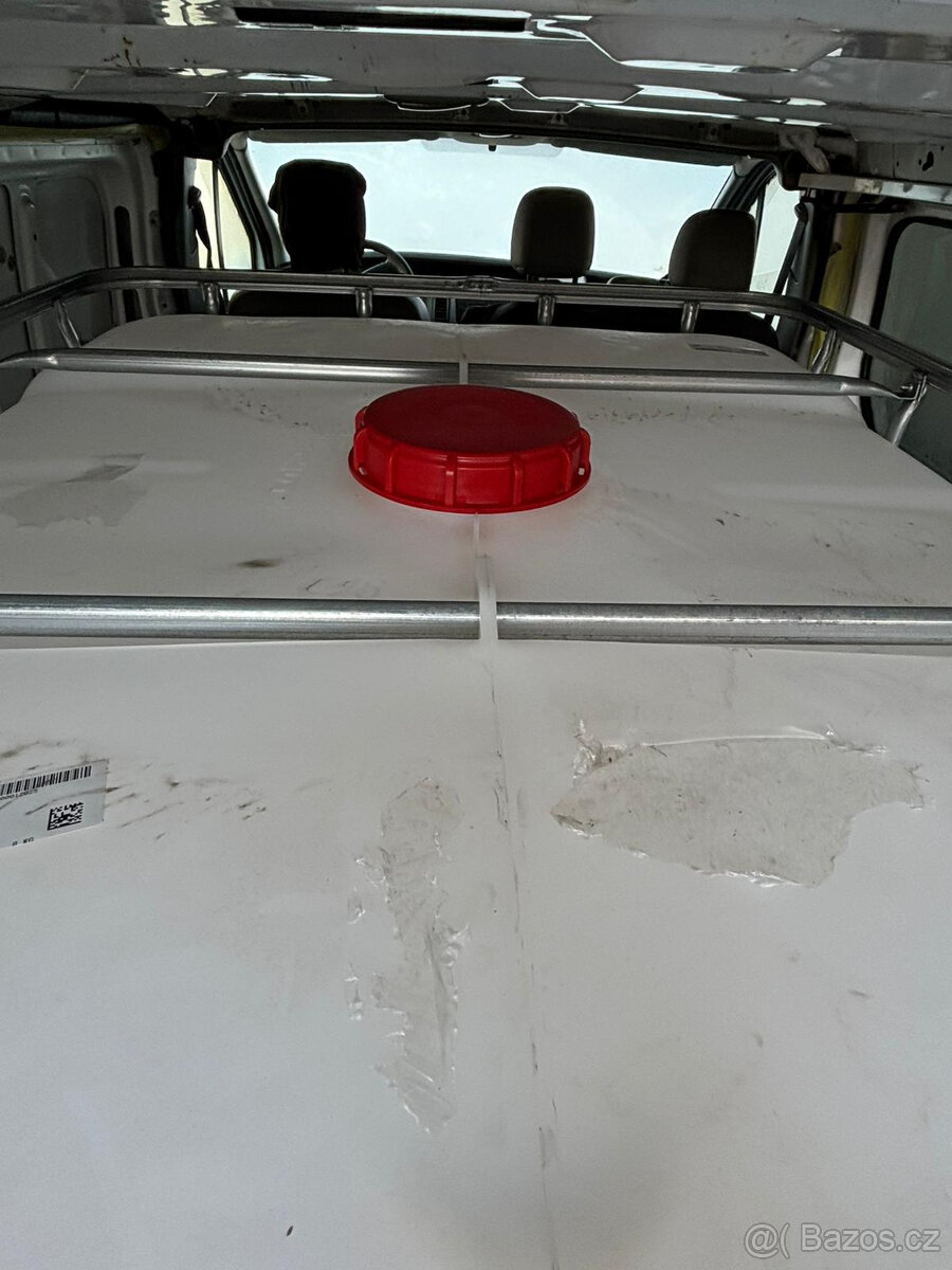 IBC kontejner 1000l - nádrž na vodu - 3