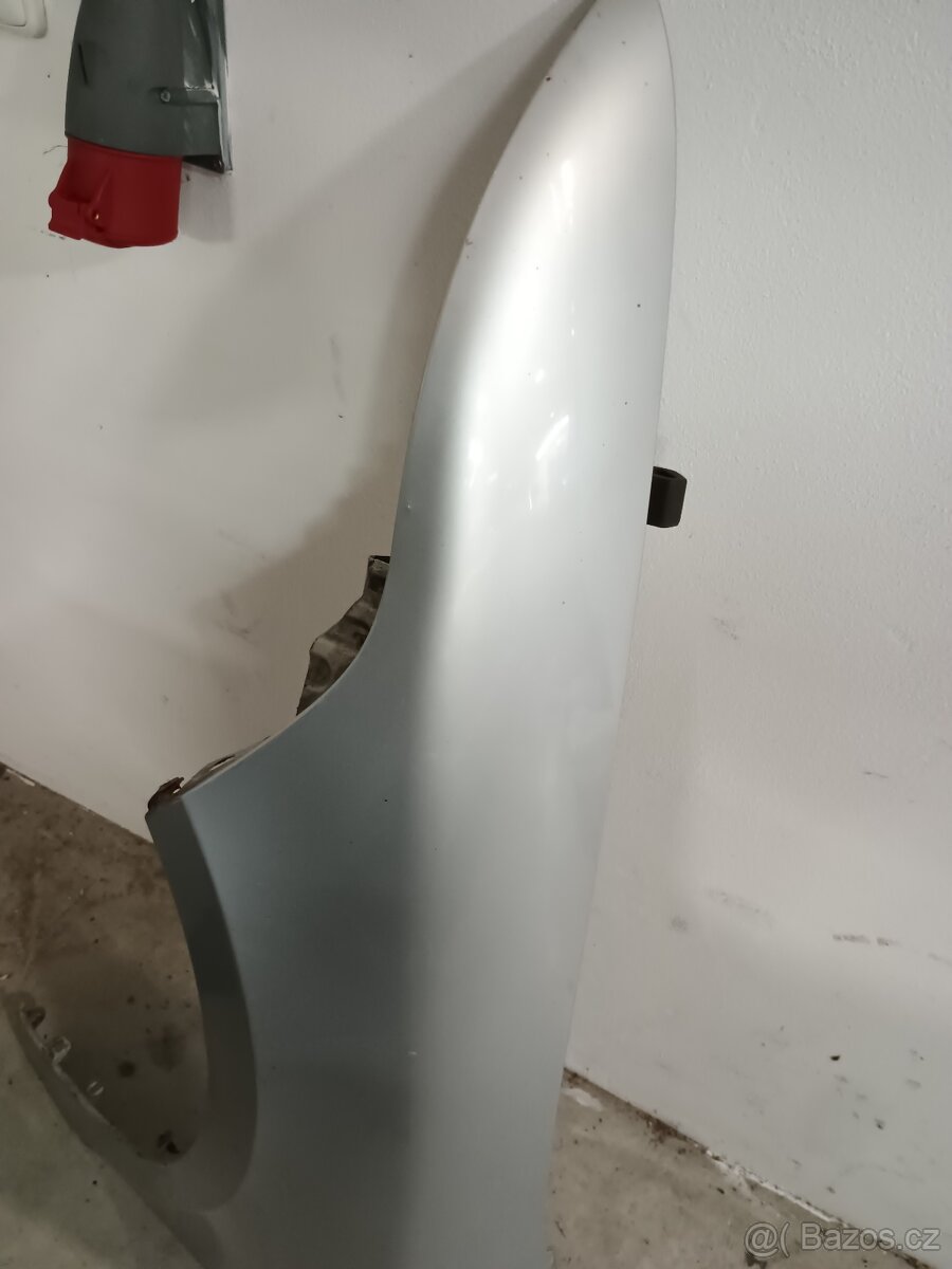 Levý blatník Superb 2 - 3