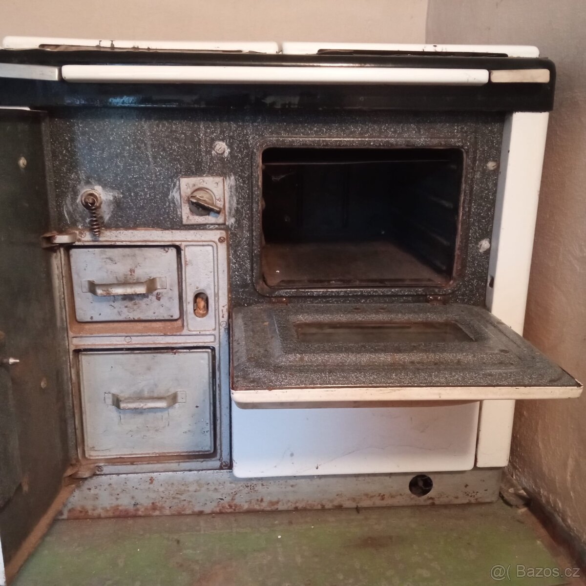 Stará kuchyňská kamna - 3