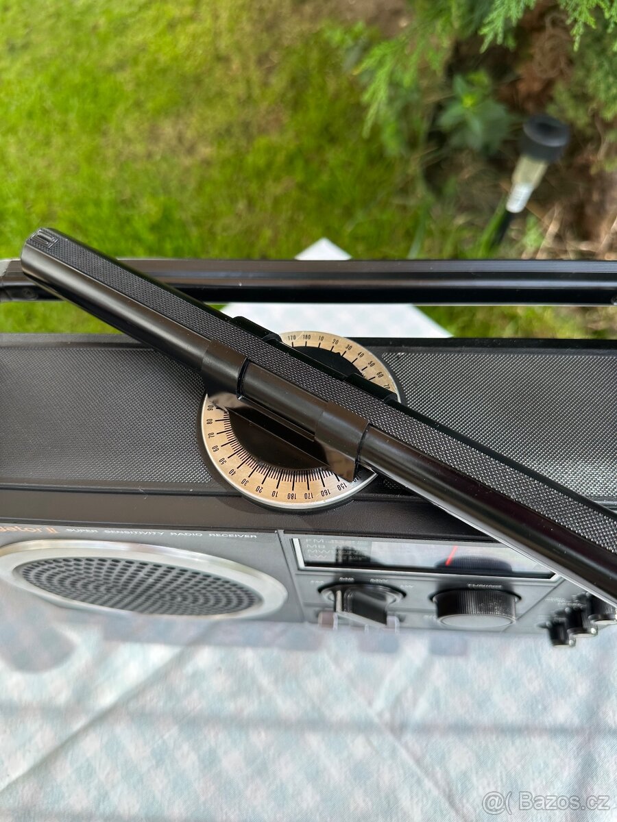 Hitachi Navigator II námořní rádio KH 1170 E rok 1977 - 3