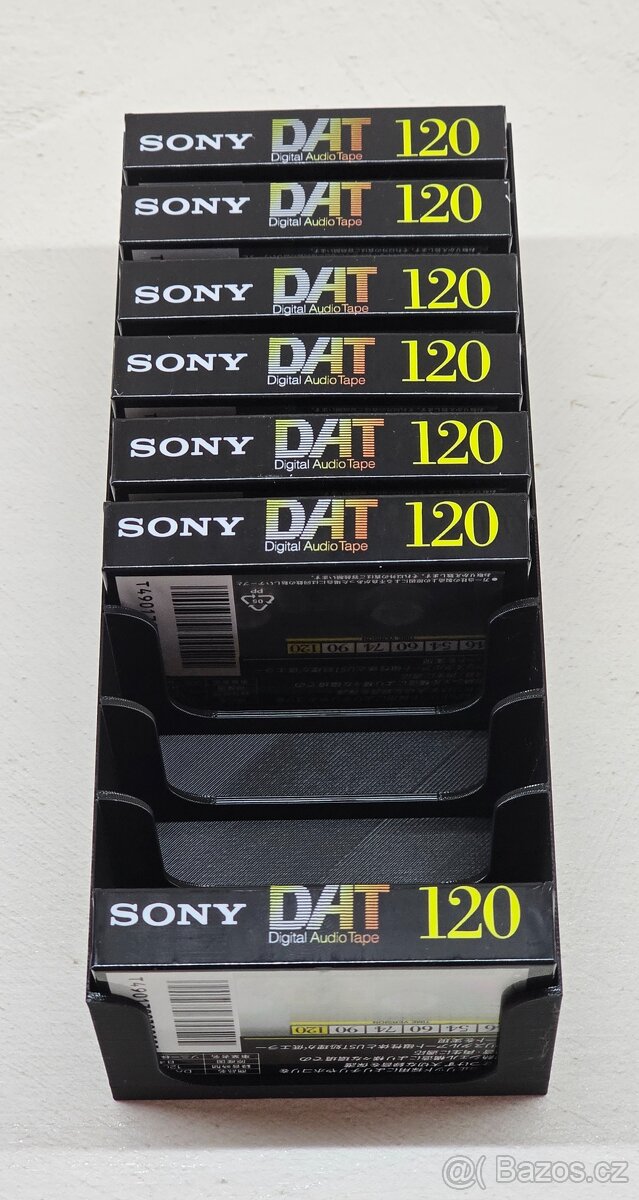 Organizer na DAT kazety - 3