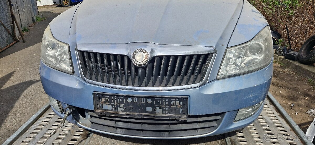 Octavia 2 face lift 1.4 tsi blede modra dily z vozu - 3