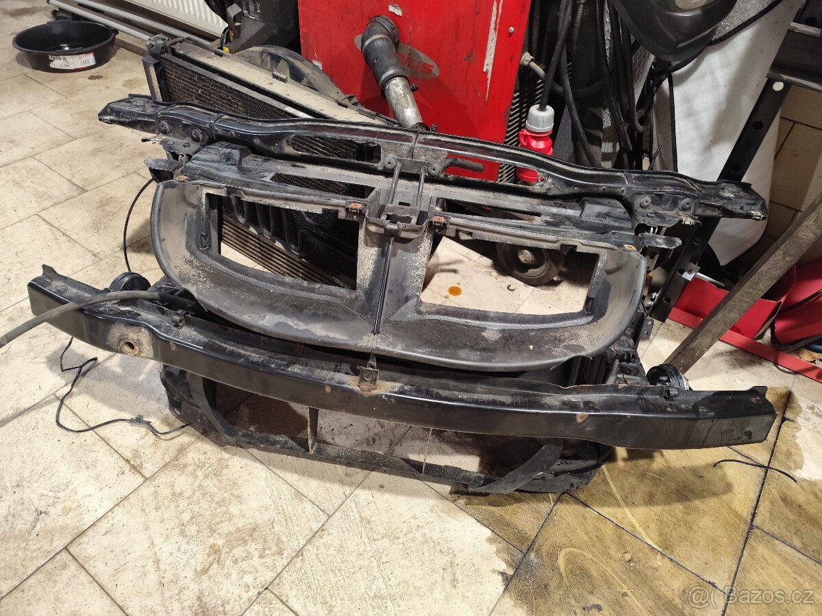 BMW e90 2.0d 120kw díly - 3