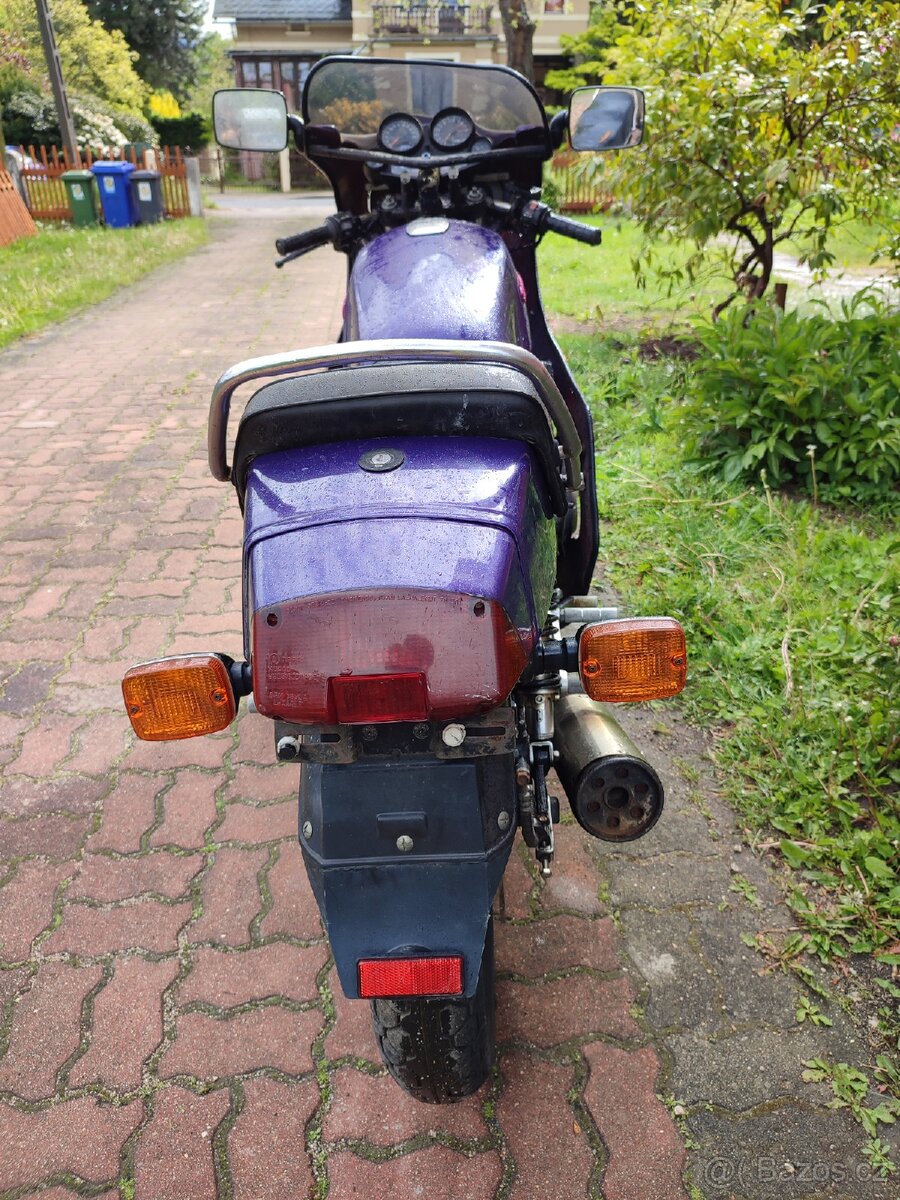 Suzuki GSX 750 E from 1979 Youngtimer - 3