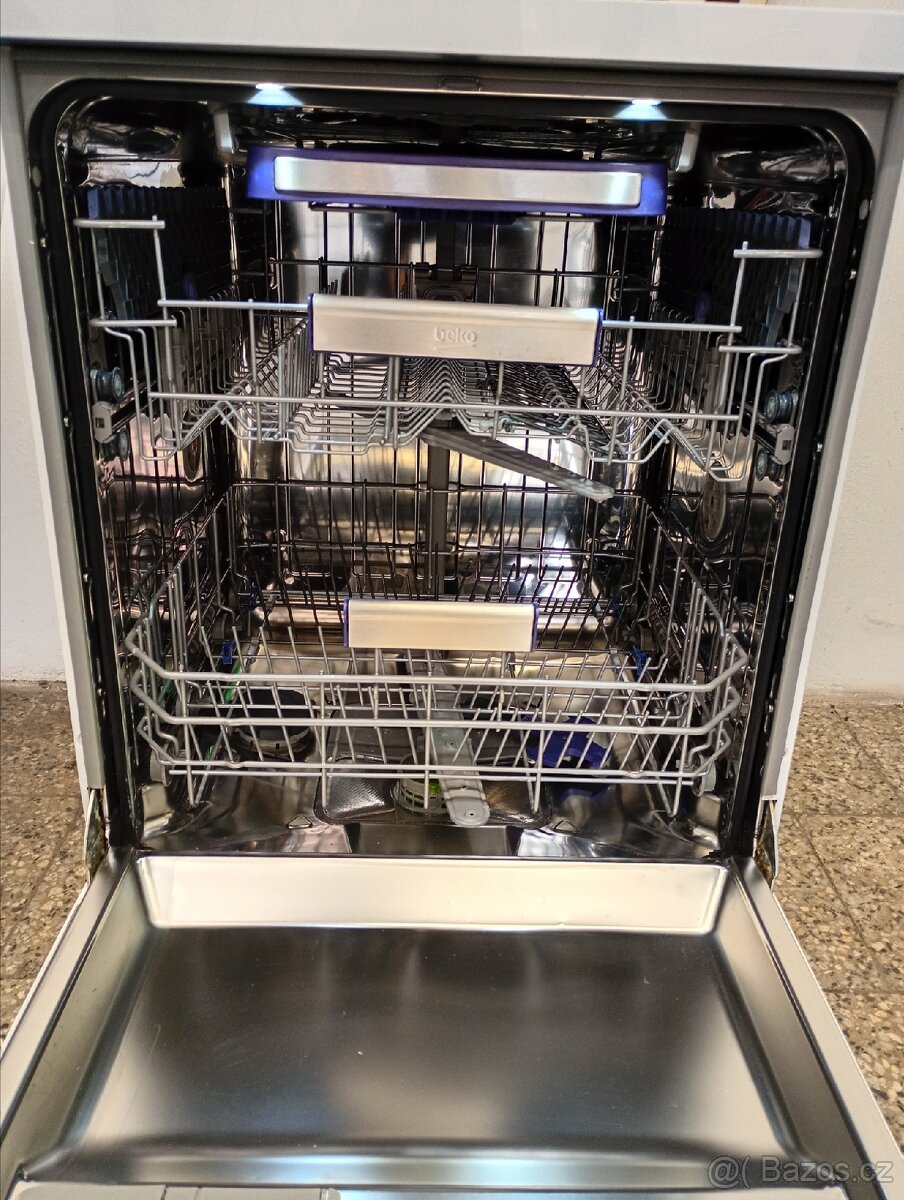 Myčka nádobí Beko 3x koš - 3