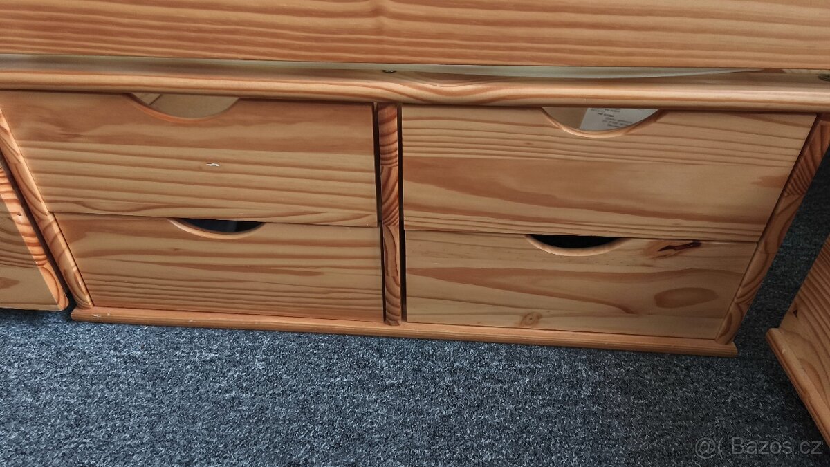 Prodám rám postele s úložnými prostory a roštem - 3