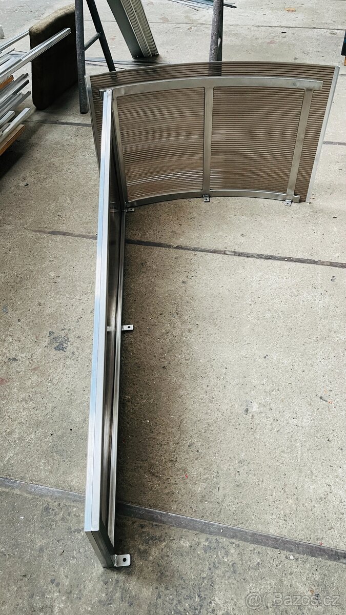Nerezová vchodová stříška - 3