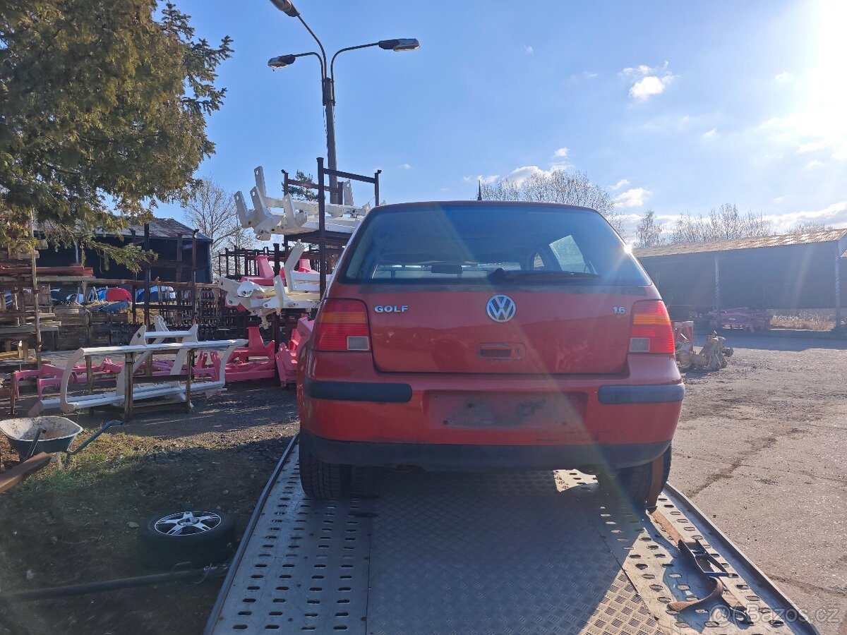 Volkswagen Golf IV 1.4 55kW ND - 3
