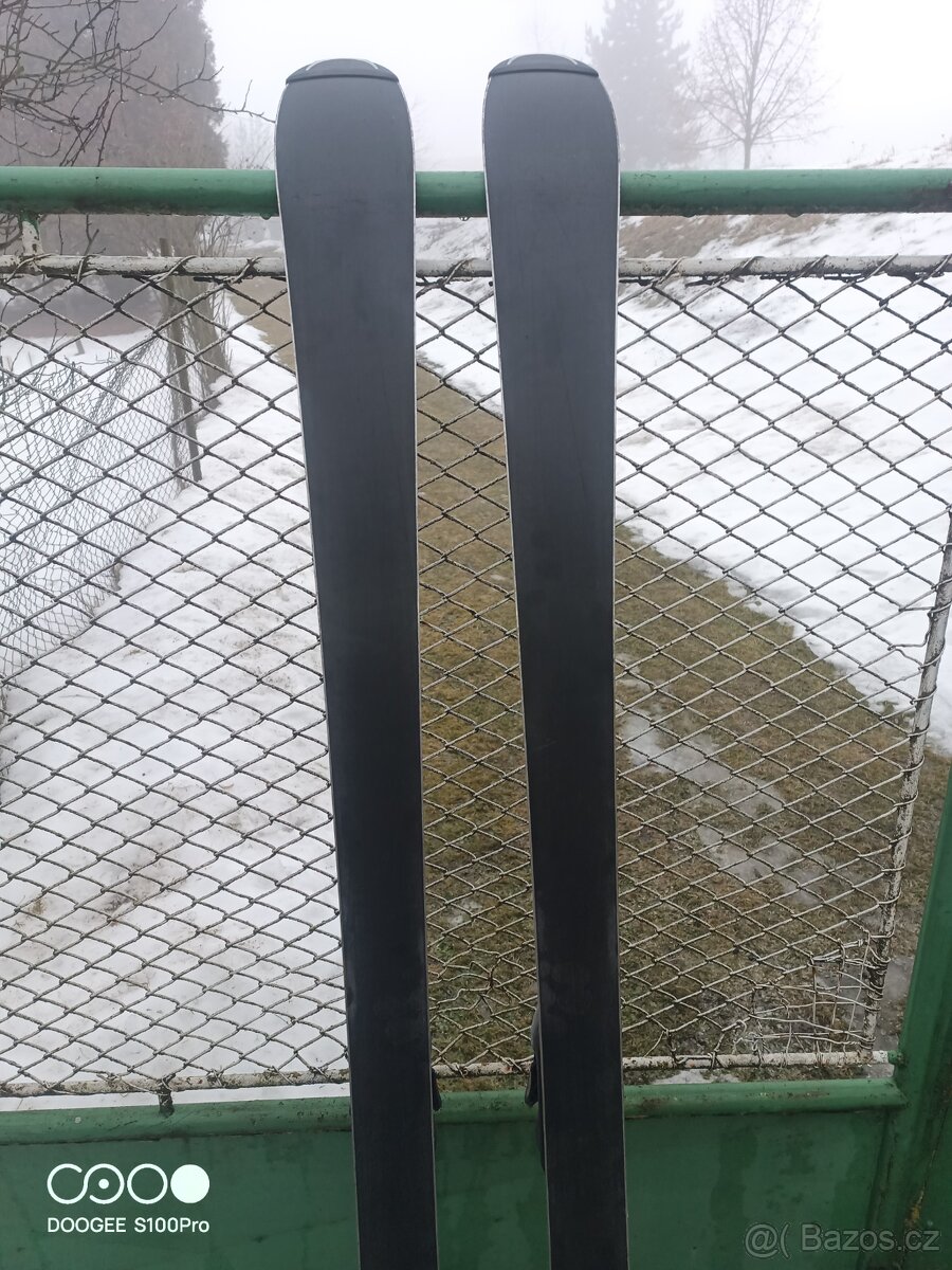 Sjezdové lyže Atomic - 3