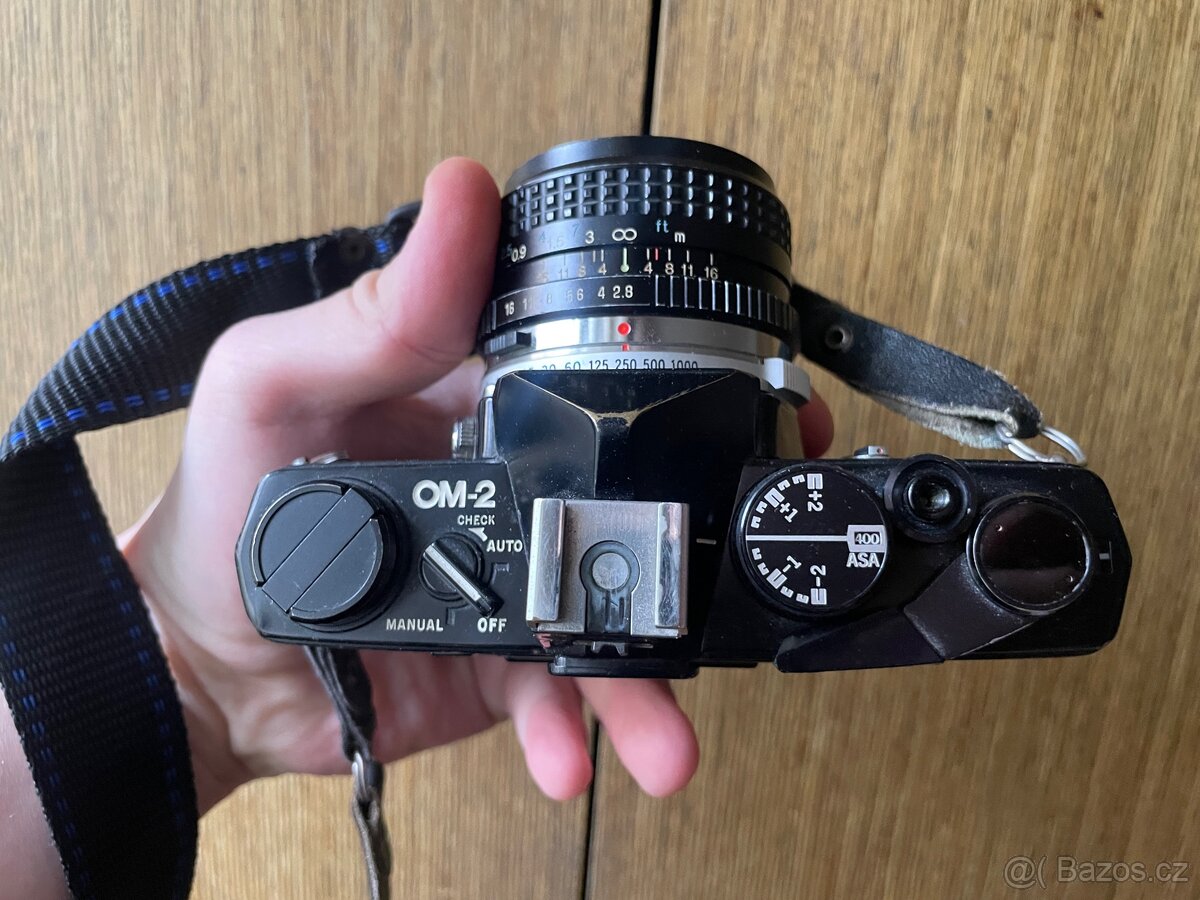 Olympus OM-2 + Tokina 2.8 24mm - 3