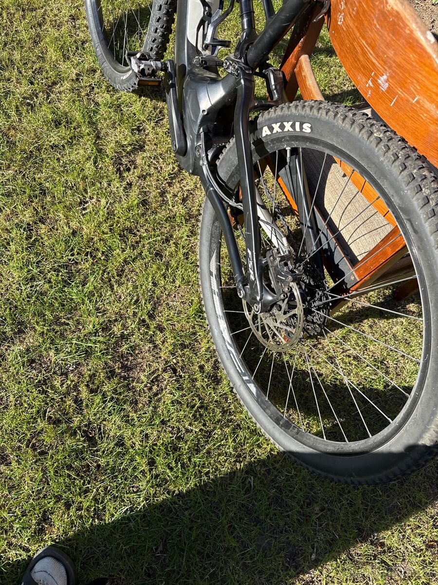 Elektrokolo Levo Specialized - 3