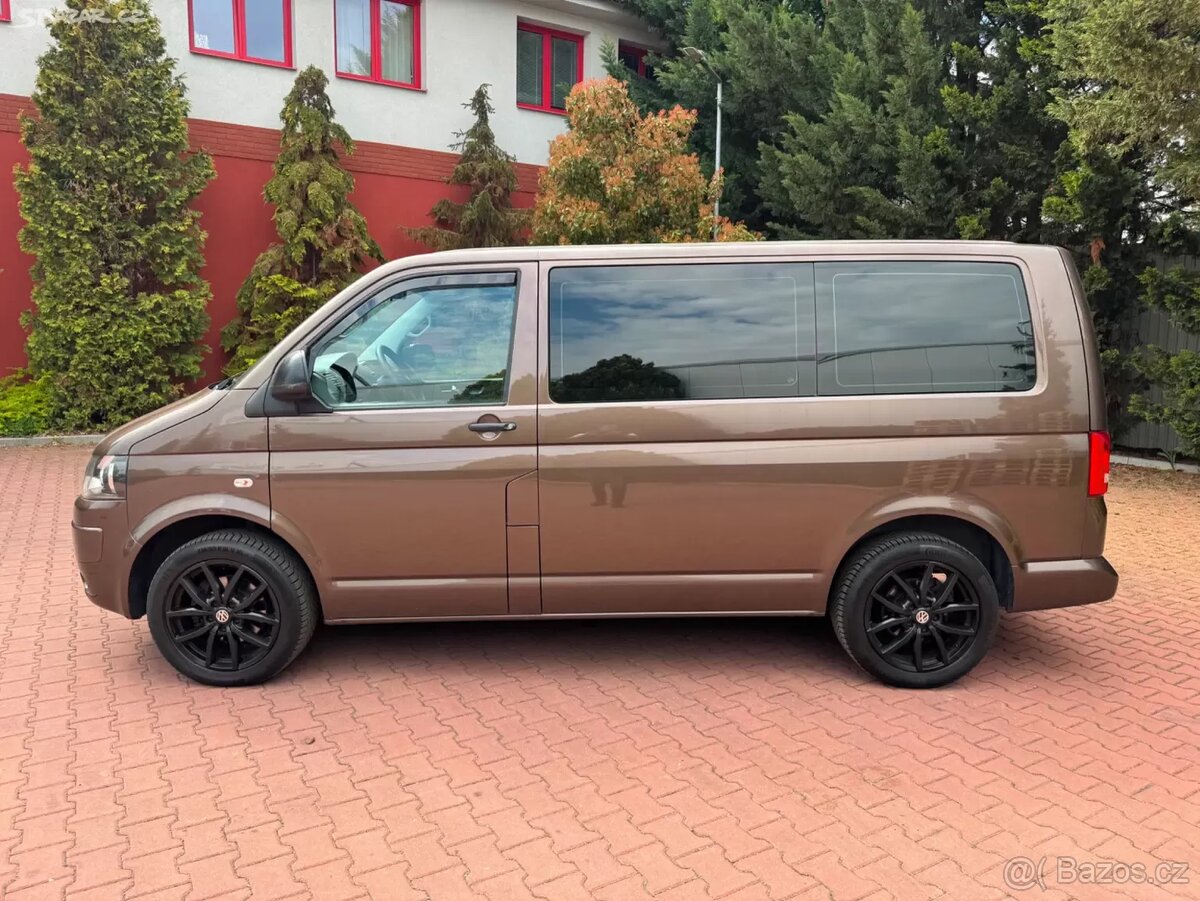 VW Multivan T5 2.0 TDI 103kW,1.Majitel,Webasto,Tažné,Navi. - 3
