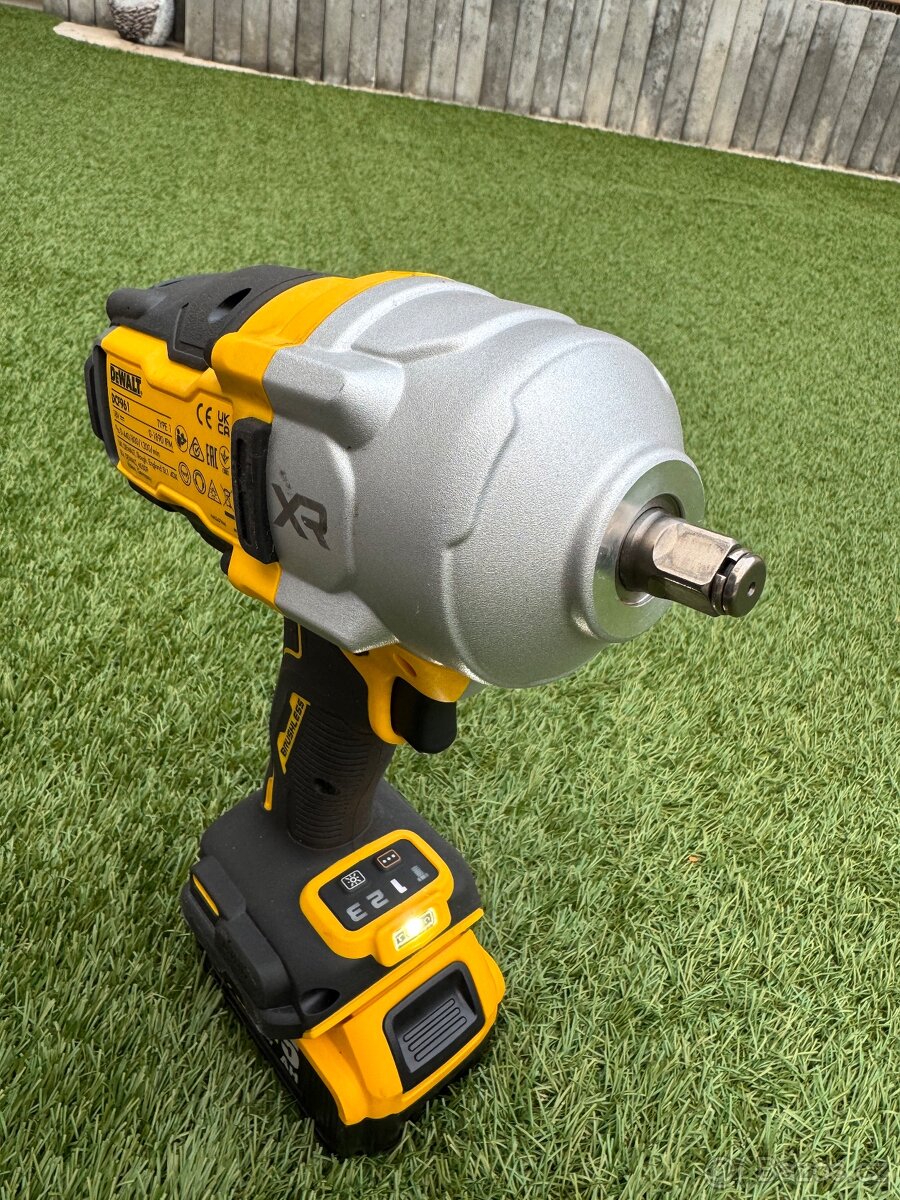 Dewalt DCF961 rázový utahovák 18V momentem až 2373 Nm TOP - 3