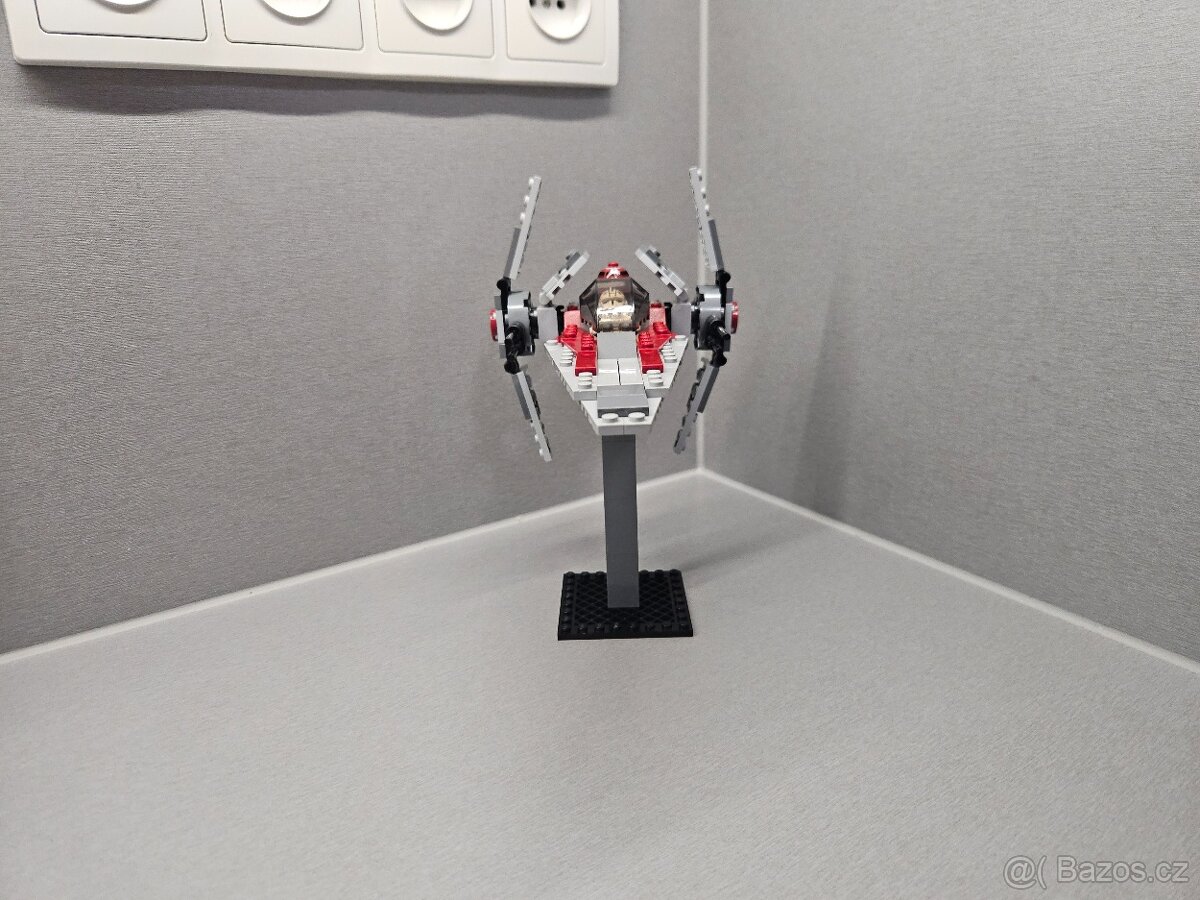 LEGO Star Wars 6205 V-wing Fighter rok 2006 - 3