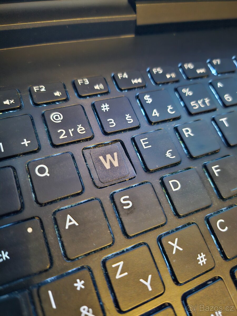 Herní Notebook Dell inspiron 15 7000 Gaming - 3