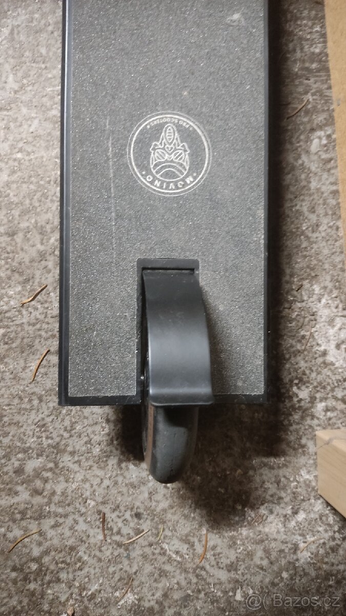 Koloběžka Movino MANIAC. - 3