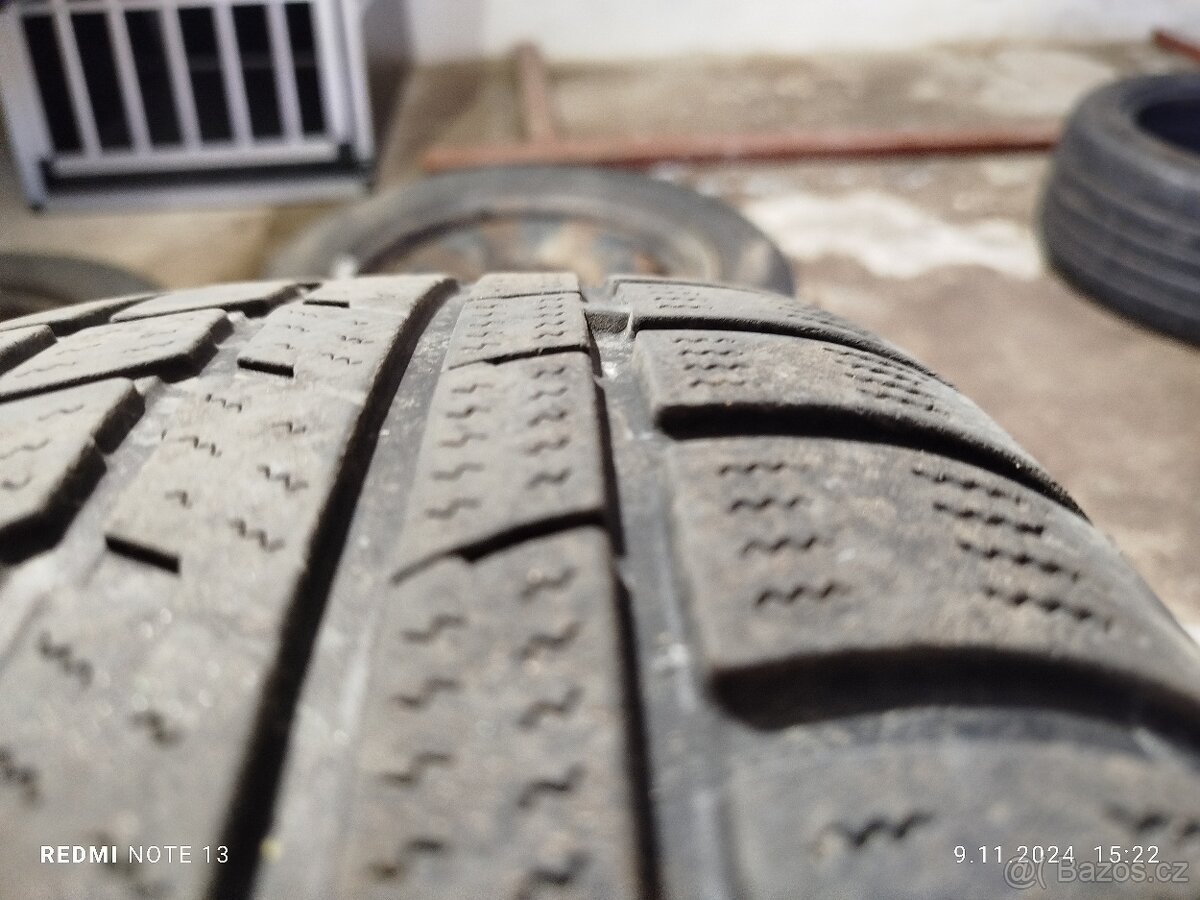 Pneu + Plech. - 215/55 R16 - 3