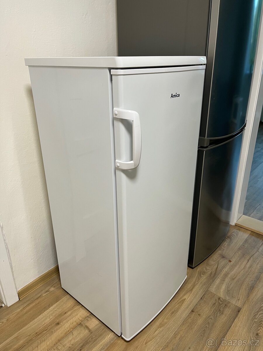 Mrazák Amica - 3