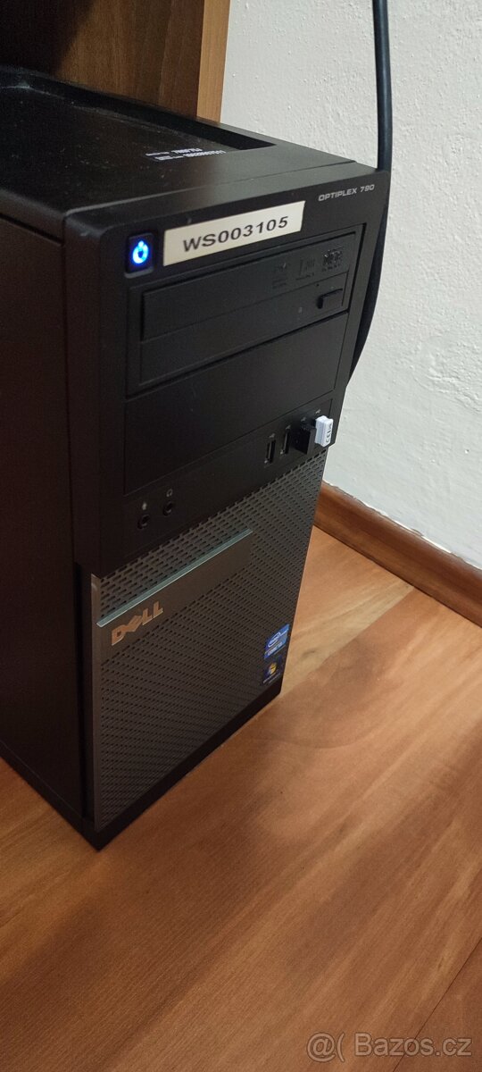 Stolní PC - funkční + příslušenství - 3