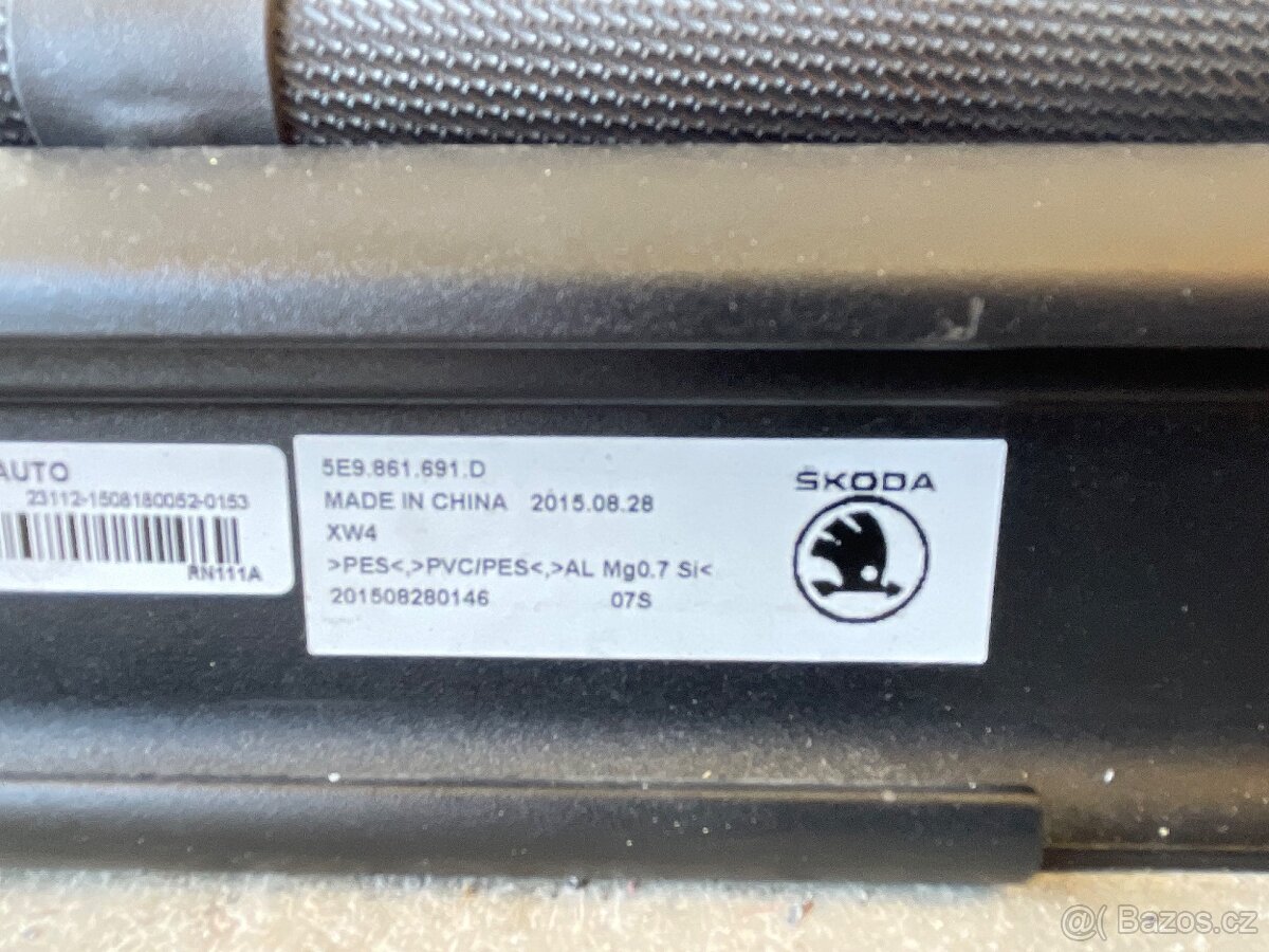 Dělící stěna zavazadlového prostoru Octavia 3 - 3