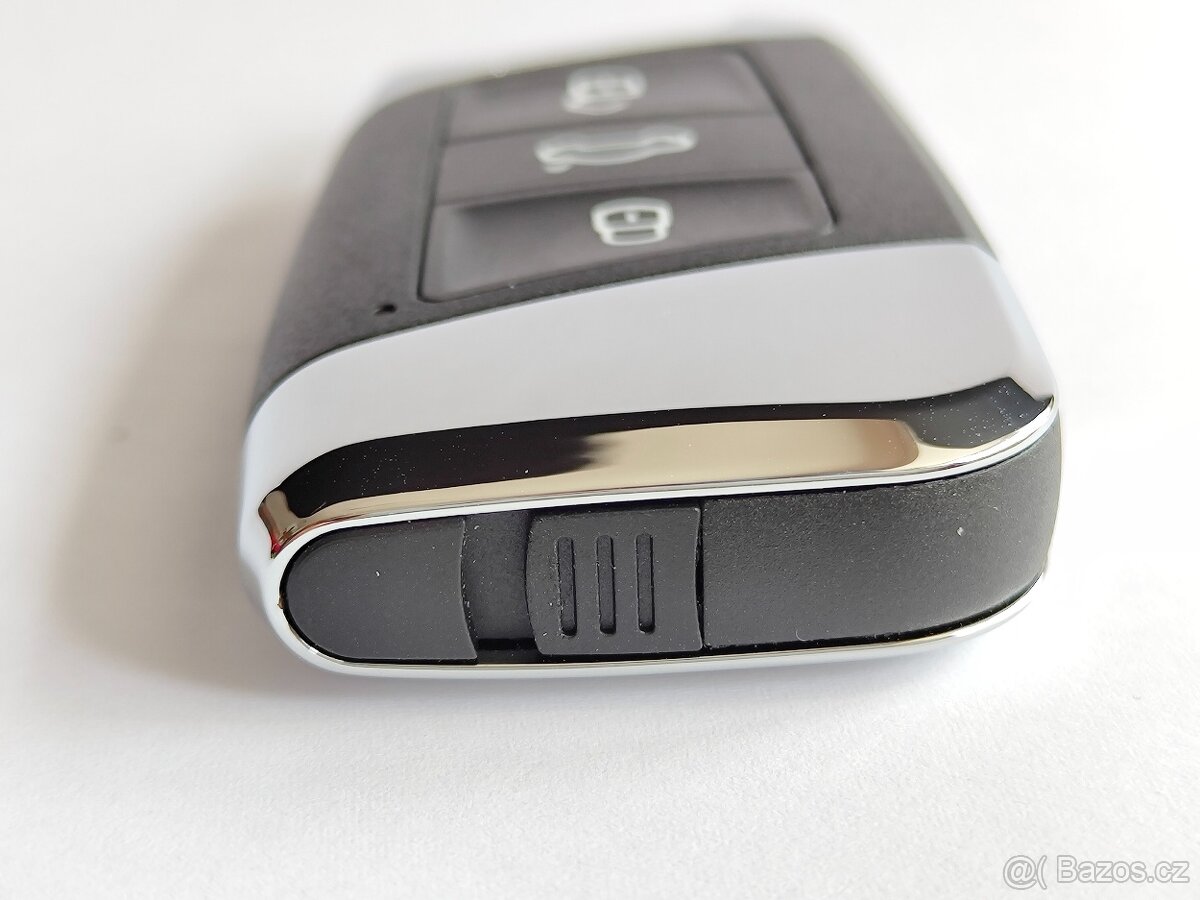 Klíč Škoda Superb Volkswagen Passat B8 + logo. Klíč bez log - 3