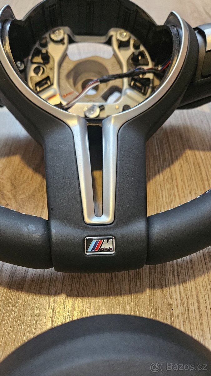 Volant bmw řada F - 3