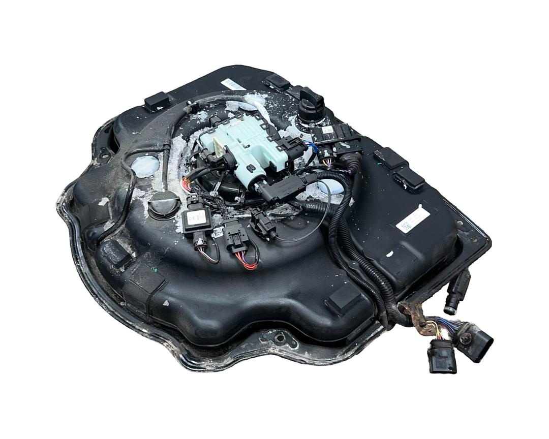 AdBlue nádrž 7P0131878 VW Touareg 7P R-Line FL r.v. 2016 - 3