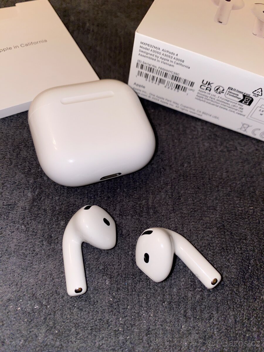Prodám Apple AirPods 4 v záruce 22 měs. - 3