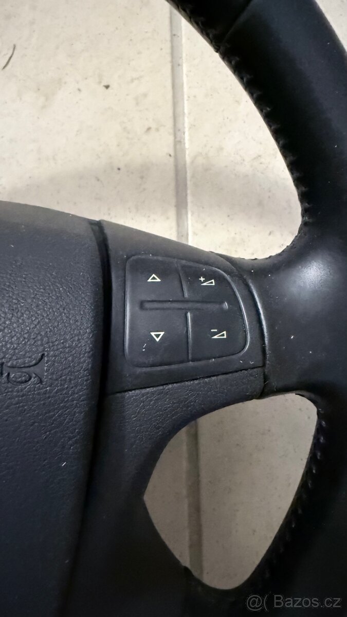 Multifunkcni volant s airbagem Skoda Octavia 2 - 3