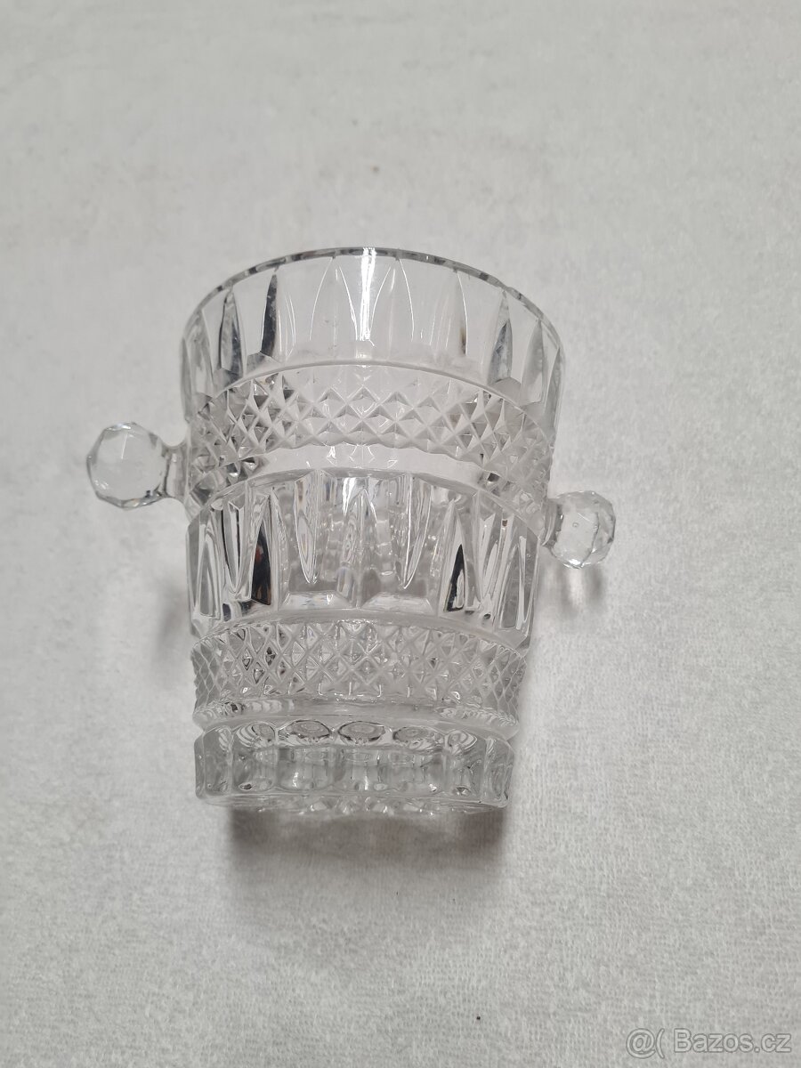 Skleněná váza stará,těžká - 3