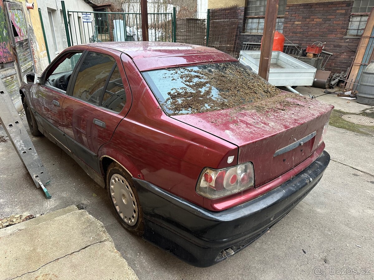 BMW e36 (R6 díly) - 3