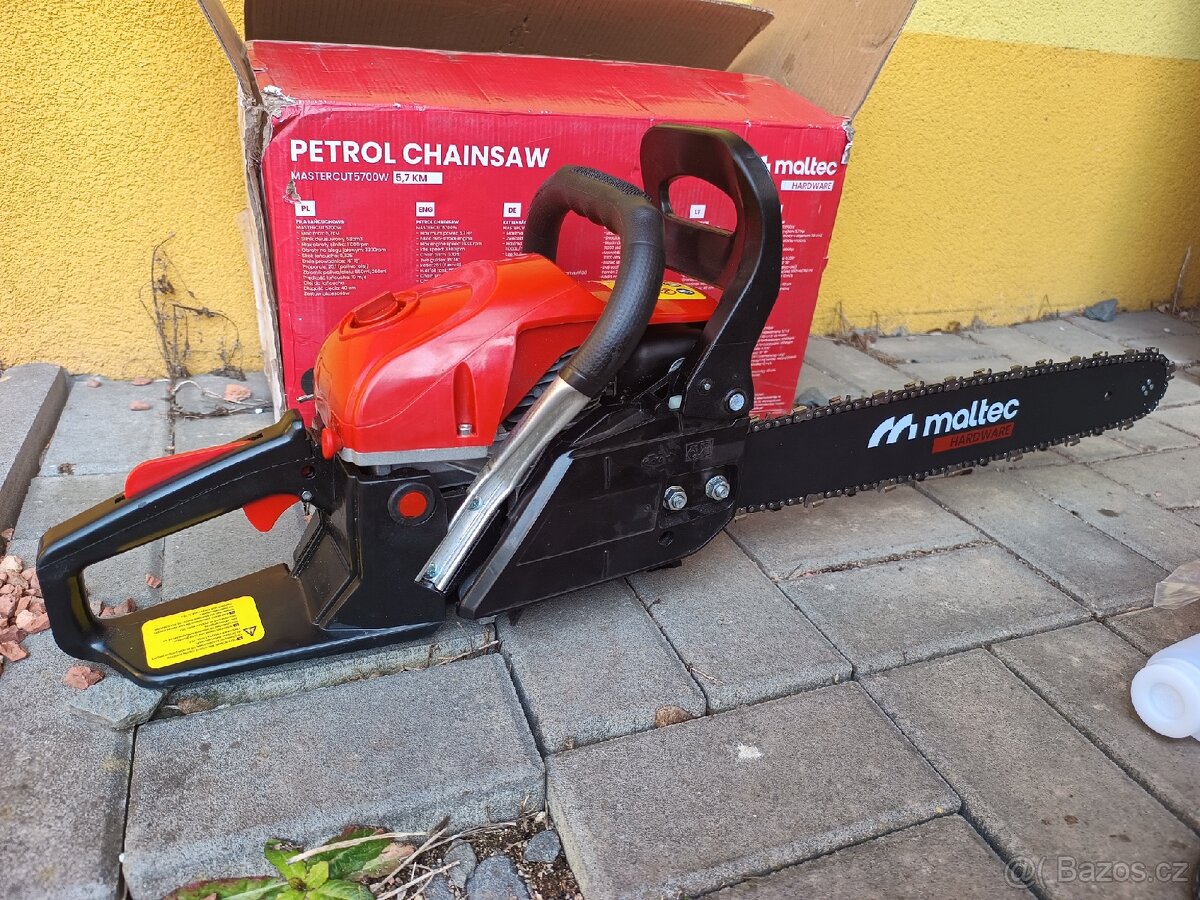 NOVÁ motorová pila, silnější motor 58cm3, 45cm - 3