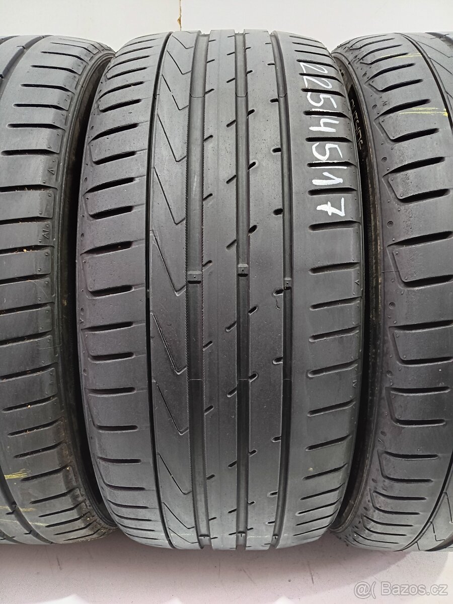 Letní pneu 225/45/17 Hankook - 3