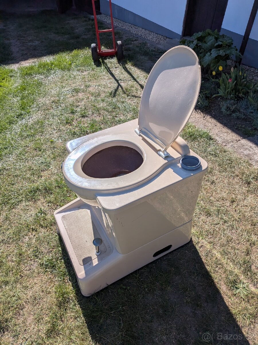 Chemické WC - 3