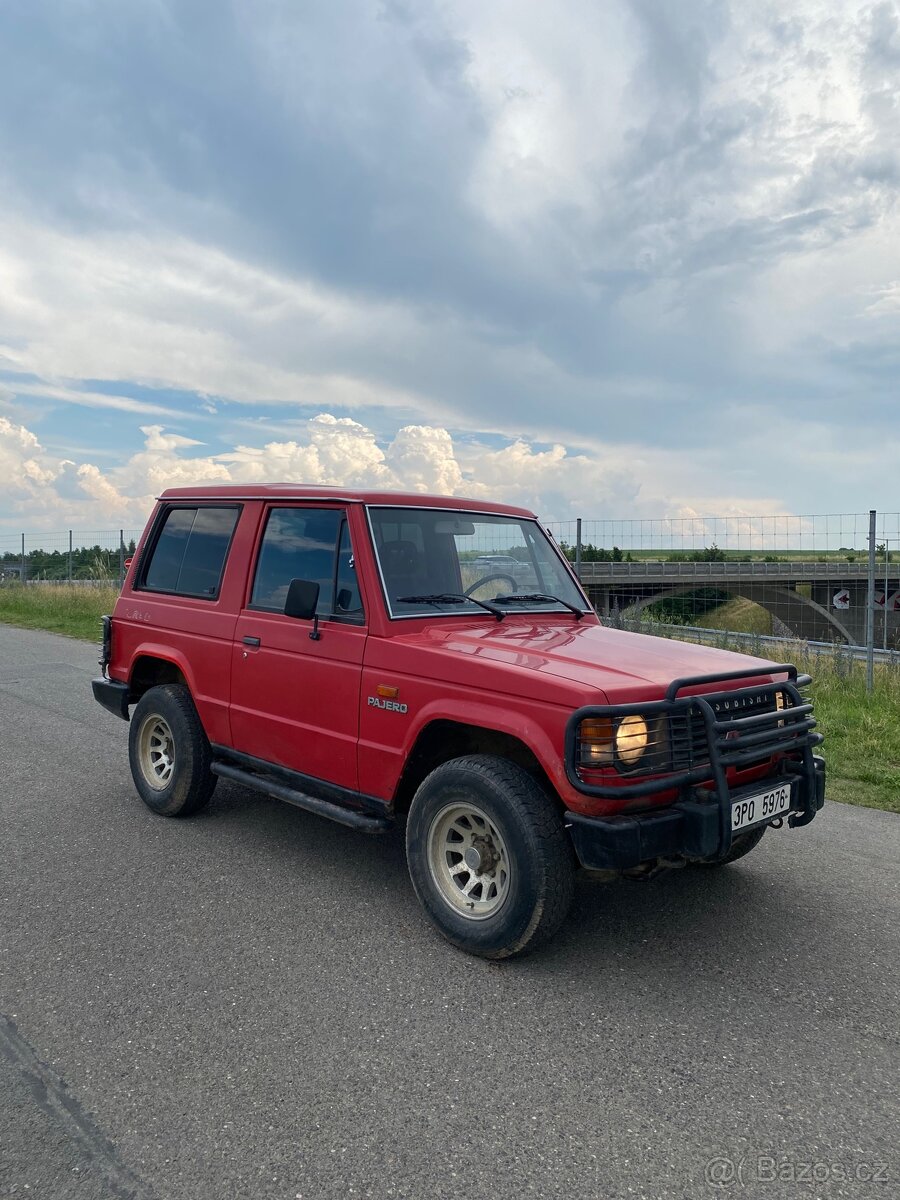 Mitsubishi pajero I - 3