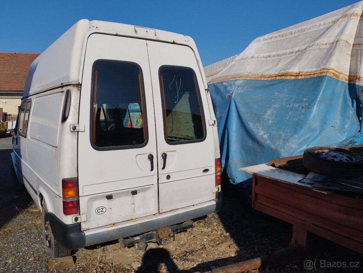 Ford Transit - 3