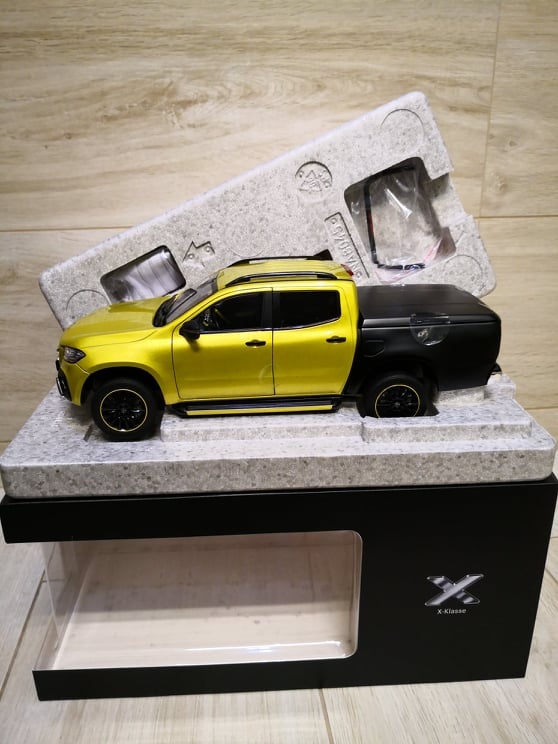 1:18 Norev, Mercedes - 3
