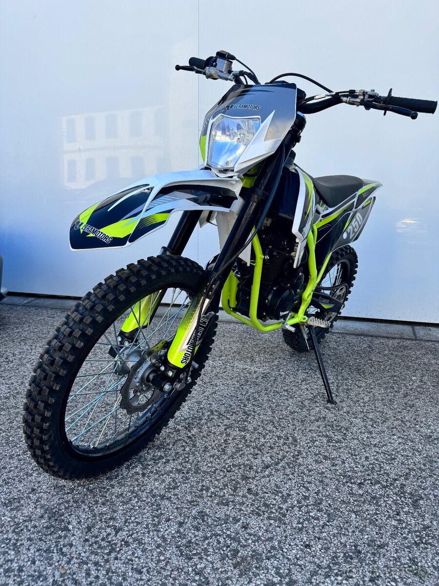 Pitbike Leramotors Killer 250ccm 21/18