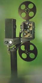 SBĚRATEL KOUPÍ STARÉ PROMÍTACÍ STROJE A FILMY NA KOTOUČÍCH - 3