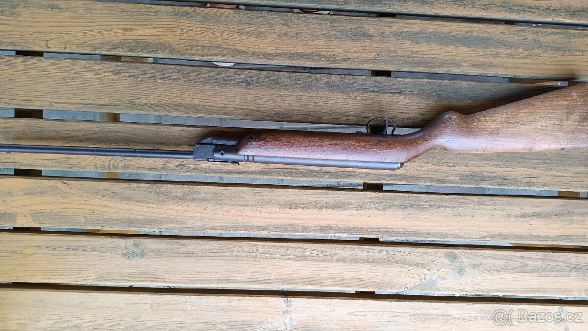 Vzduchovka sterá čz 803 - 3