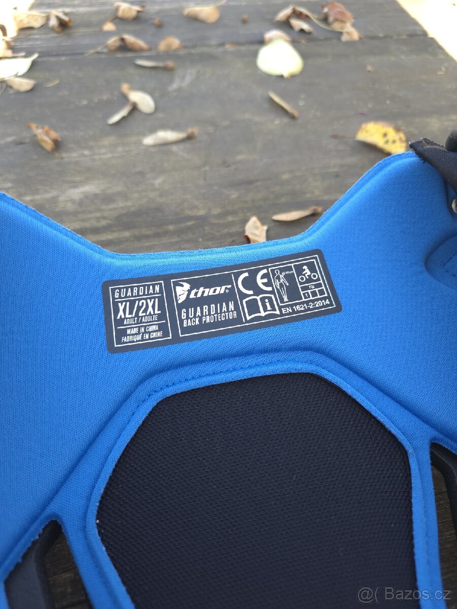 Moto chránič těla - 3